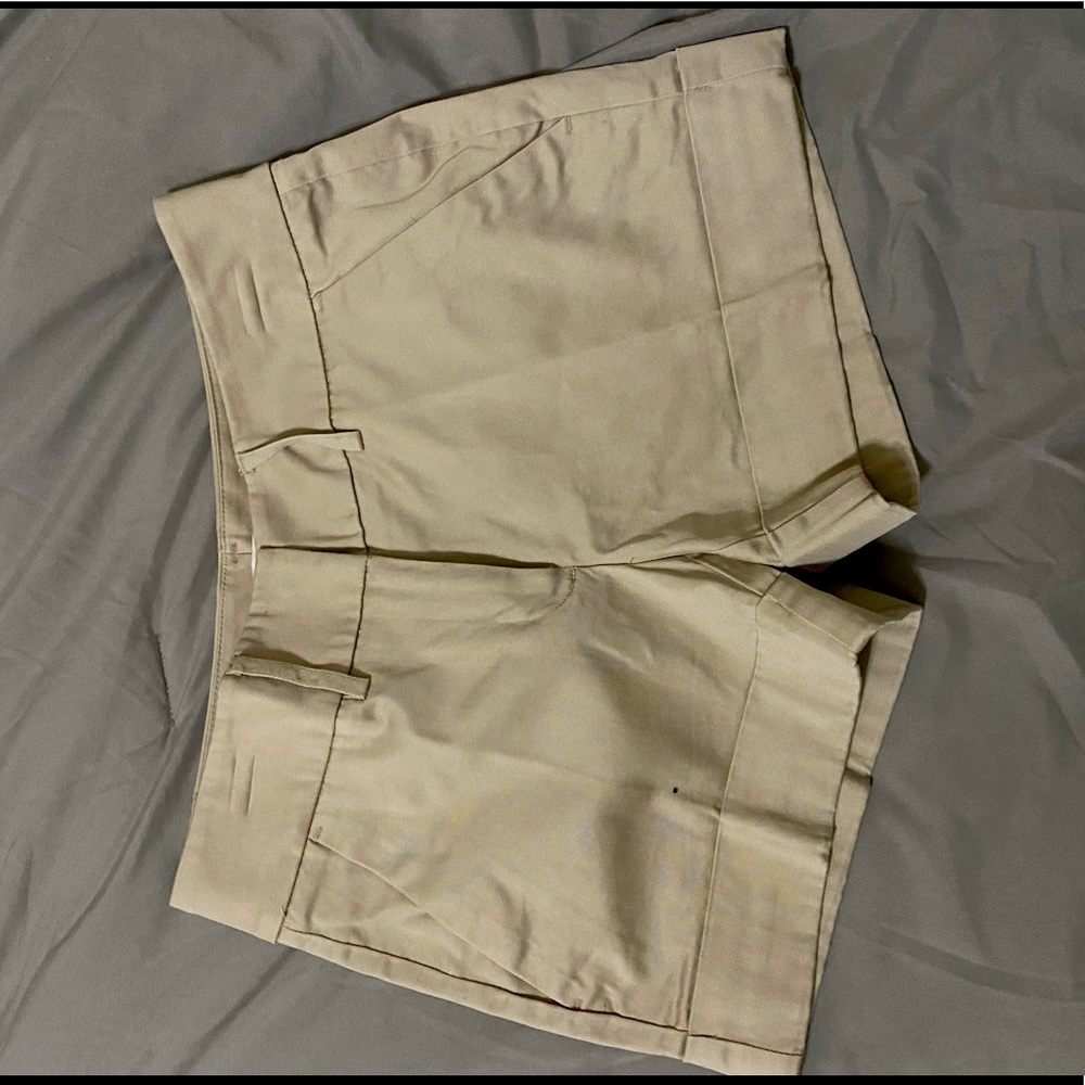 New York & Co. city shorts cuffed. Size 0